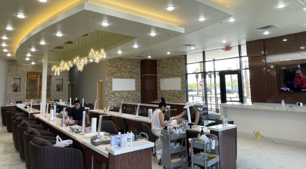 Nail Salon Luxury